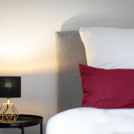 Zentrales - 2 Boxspringbetten - Netflix Apartment