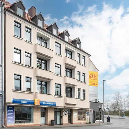 Zentrales – 2 Boxspringbetten – Netflix Kassel